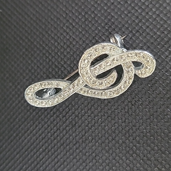 VINTAGE Rhinestone Treble Clef Music Note Brooch - Picture 3 of 12
